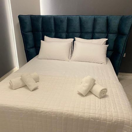 Comfortable Apartment Near To Metro Athens Luaran gambar